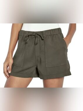 Casual Olive Drawstring Cargo Shorts for Women